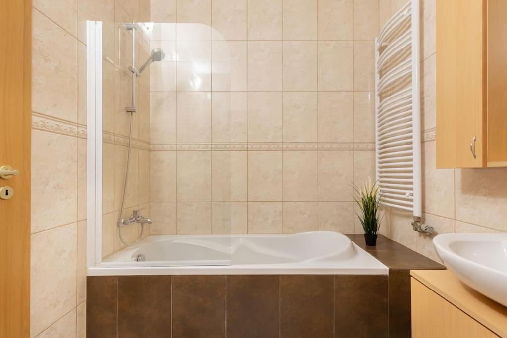S22 Apartment Budapeşte Dış mekan fotoğraf